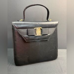 Vintage Ferragamo Black Leather Ladies Handbag Top Handle Sections Pockets